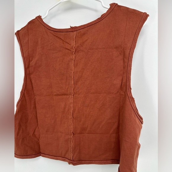 Urban Outfitters Small Milo Muscle Raw Edge Cropped V Neck Tank Top Brown - Picture 4 of 5